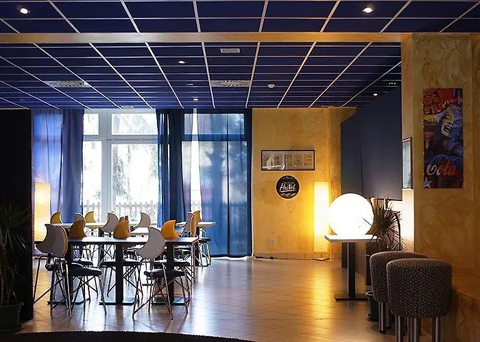 Hostal New Generation Chic Sempione