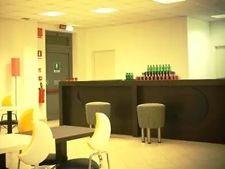 New Generation Chic Sempione Hostal *