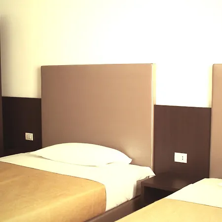 Hostel New Generation Chic Sempione Milan