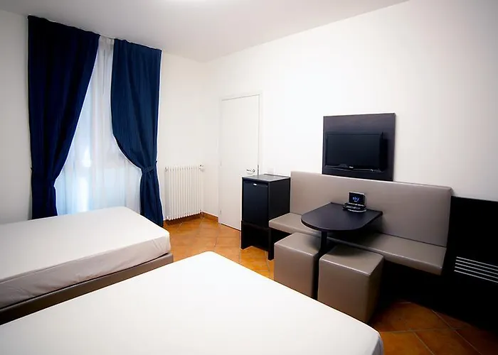 New Generation Chic Sempione Hostel Mediolan