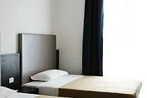 New Generation Chic Sempione Hostel Mediolan